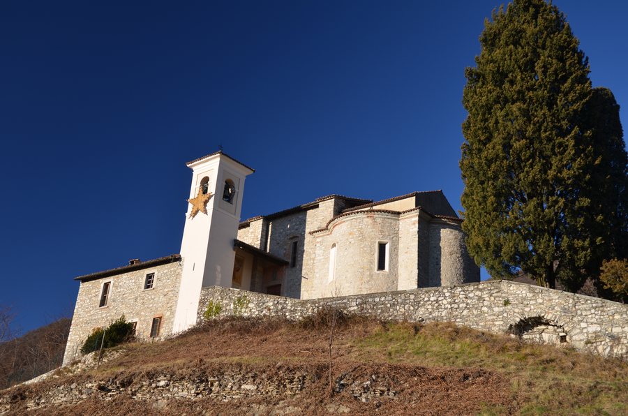 Chiesa di Sant'Antonino a Castel San Pietro