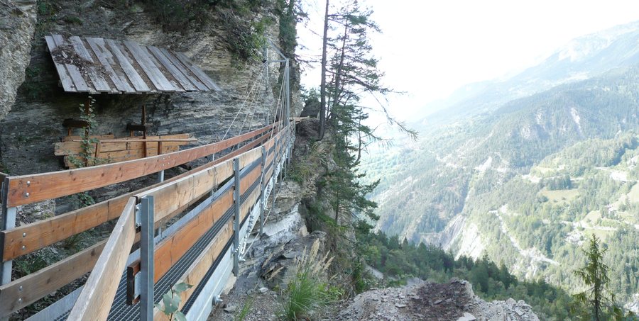 File:Bisse de Savièse (Torrent-Neuf) 4.JPG