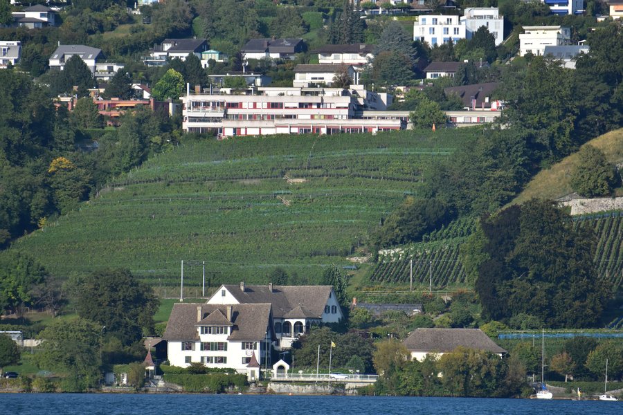 File:Herrliberg - ZSG Helvetia 2015-09-09 17-46-41.JPG